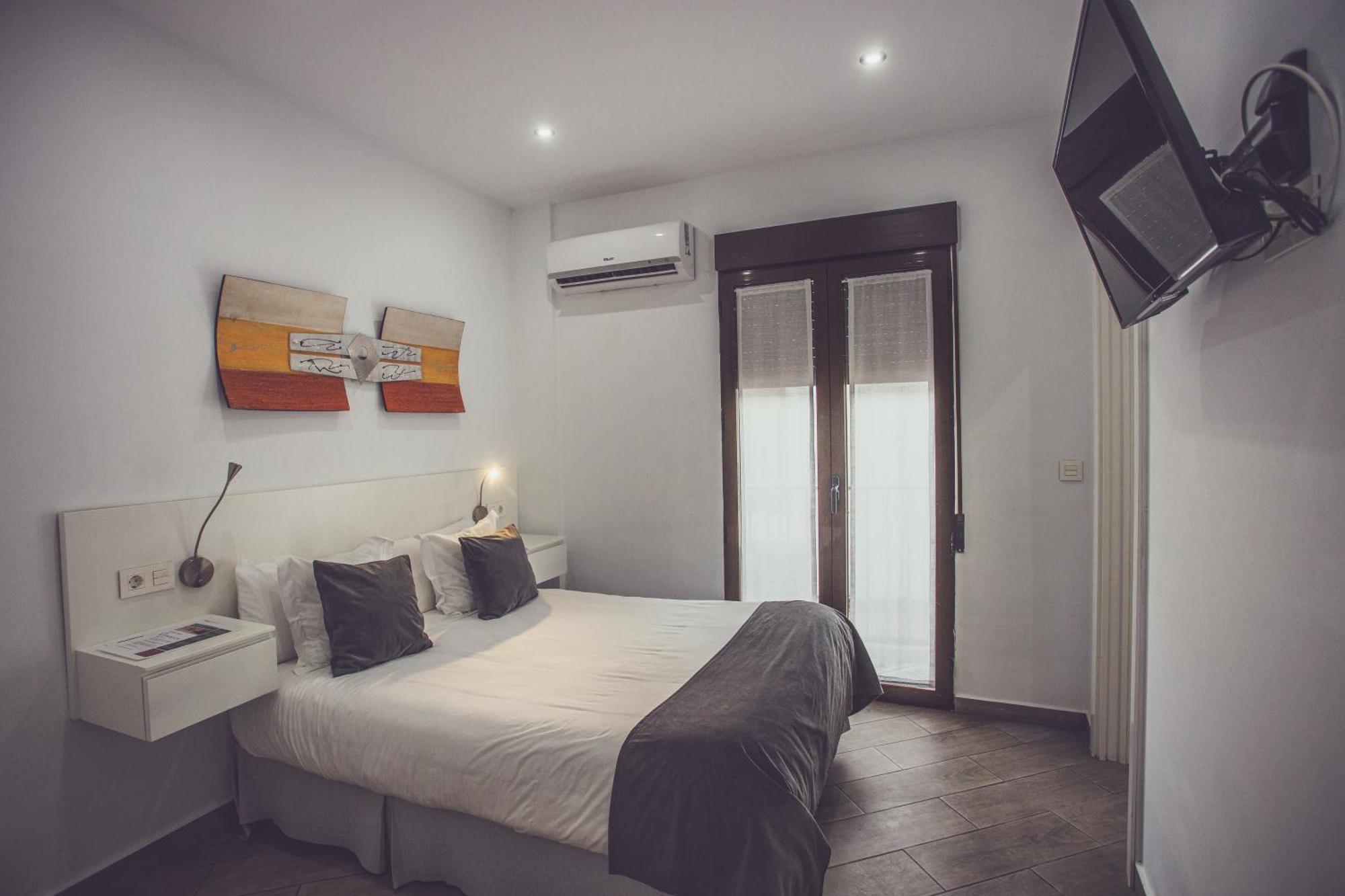 Habitaciones El Olivo, Calidad Y Reformardo Úbeda Eksteriør bilde